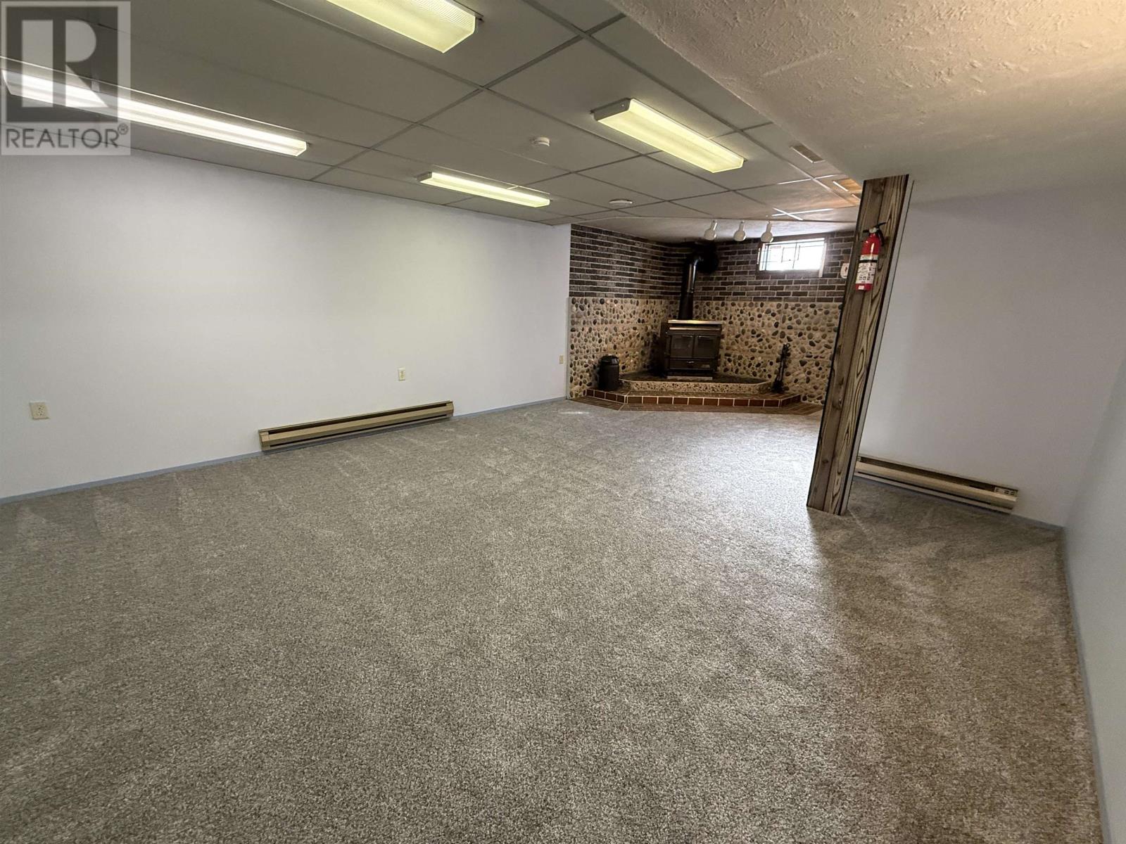 467 Sycamore Pl, Thunder Bay, Ontario  P7C 1X3 - Photo 13 - TB2600292