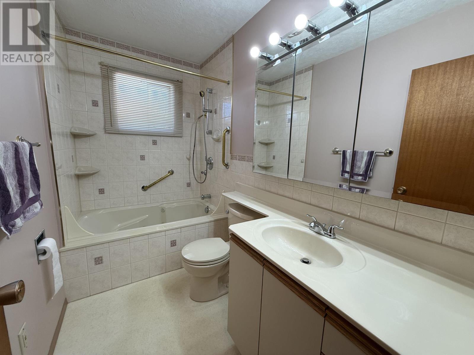 467 Sycamore Pl, Thunder Bay, Ontario  P7C 1X3 - Photo 14 - TB2600292