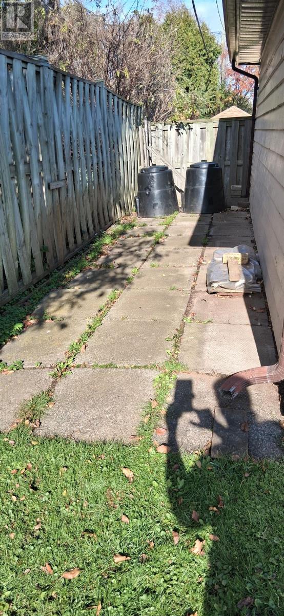 467 Sycamore Pl, Thunder Bay, Ontario  P7C 1X3 - Photo 42 - TB2600292