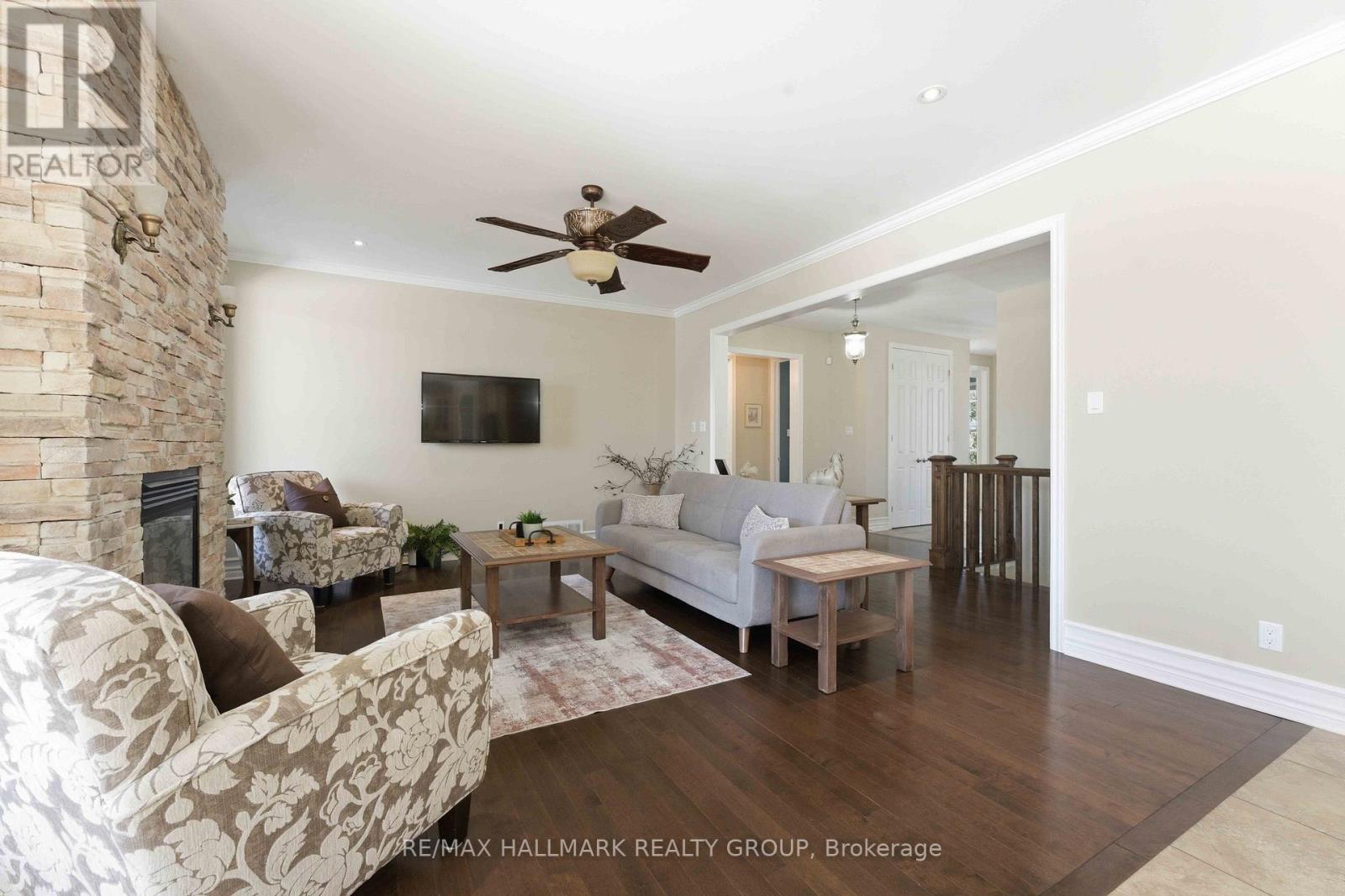 84 Chanonhouse Drive, Ottawa, Ontario  K0A 2Z0 - Photo 11 - X12820582