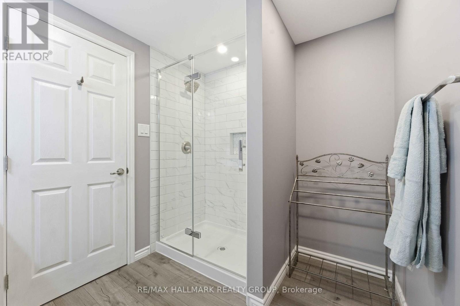 84 Chanonhouse Drive, Ottawa, Ontario  K0A 2Z0 - Photo 32 - X12820582