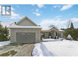 84 CHANONHOUSE DRIVE, Ottawa, Ontario