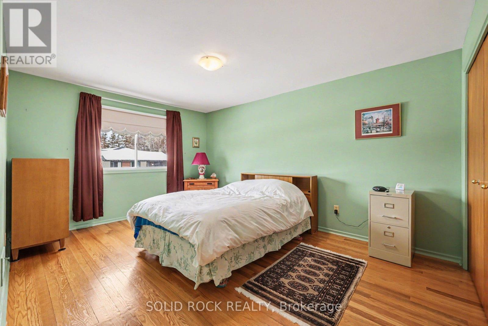 990 Harkness Avenue, Ottawa, Ontario  K1V 6P2 - Photo 21 - X12820668