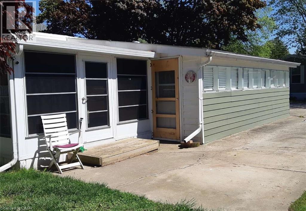 18 Sutton Drive, Goderich, Ontario  N7A 3Y3 - Photo 2 - 40772813