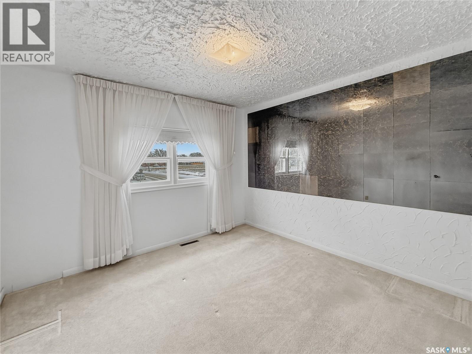 176 2nd Avenue Se, Swift Current, Saskatchewan  S9H 3H9 - Photo 10 - SK029127