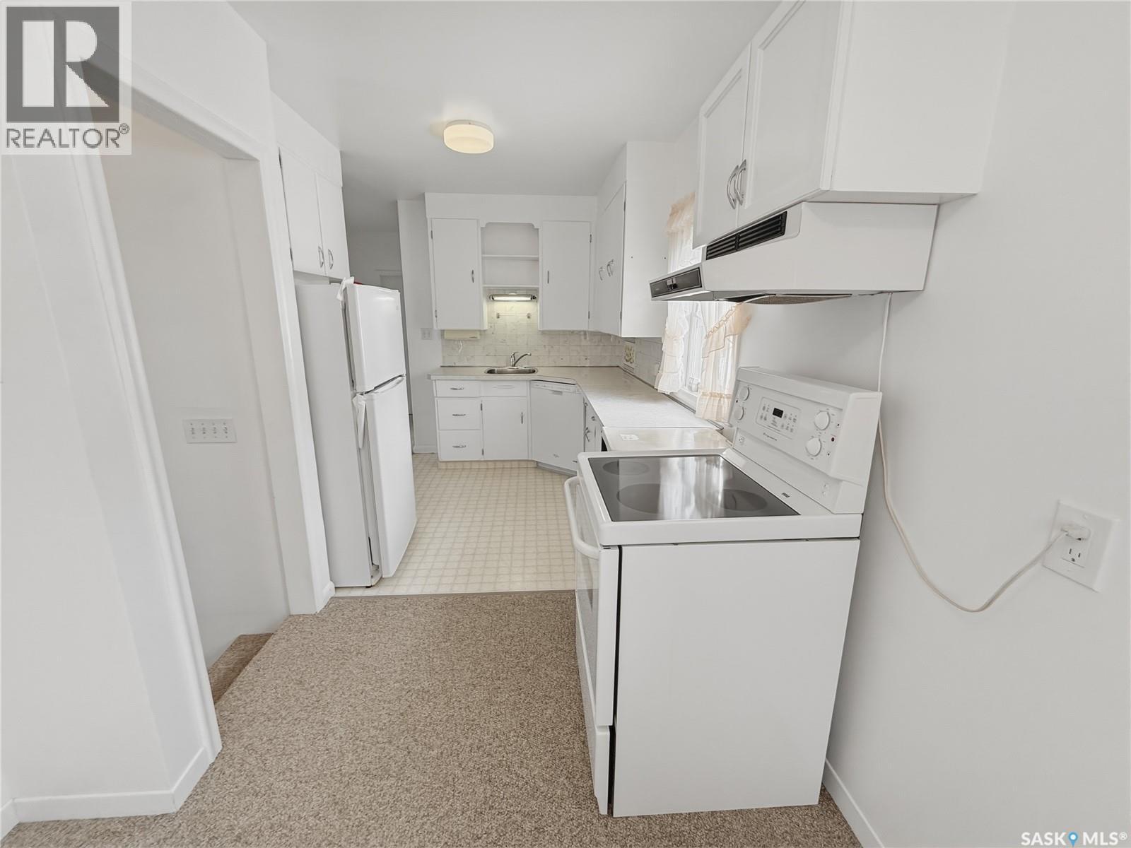 176 2nd Avenue Se, Swift Current, Saskatchewan  S9H 3H9 - Photo 7 - SK029127