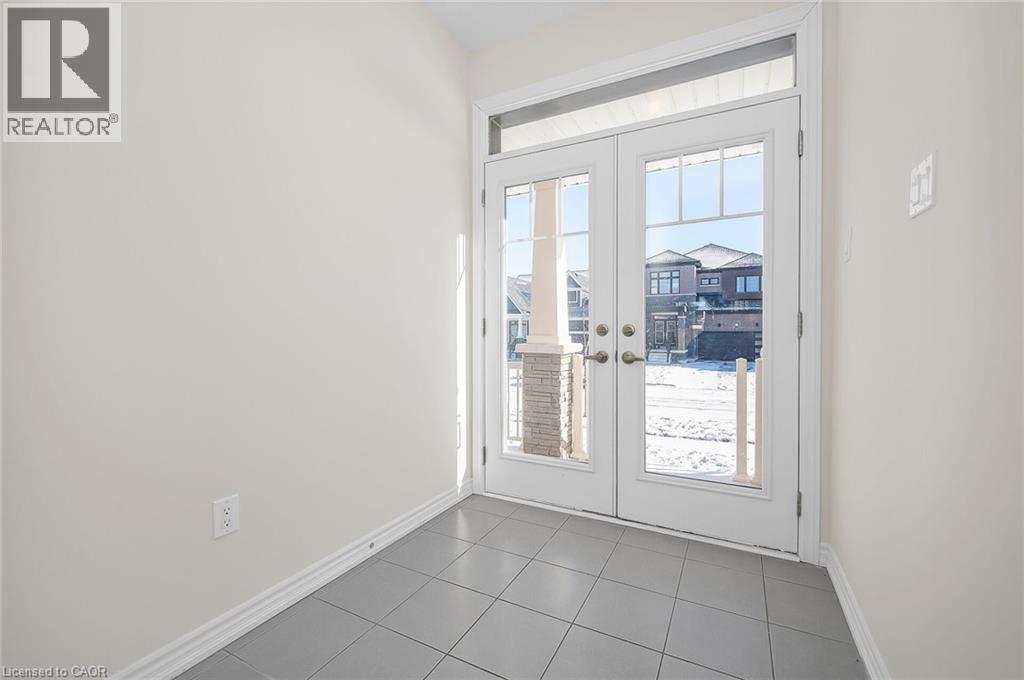 11 Frontier Drive, Thorold, Ontario  L2V 0K3 - Photo 7 - 40786838