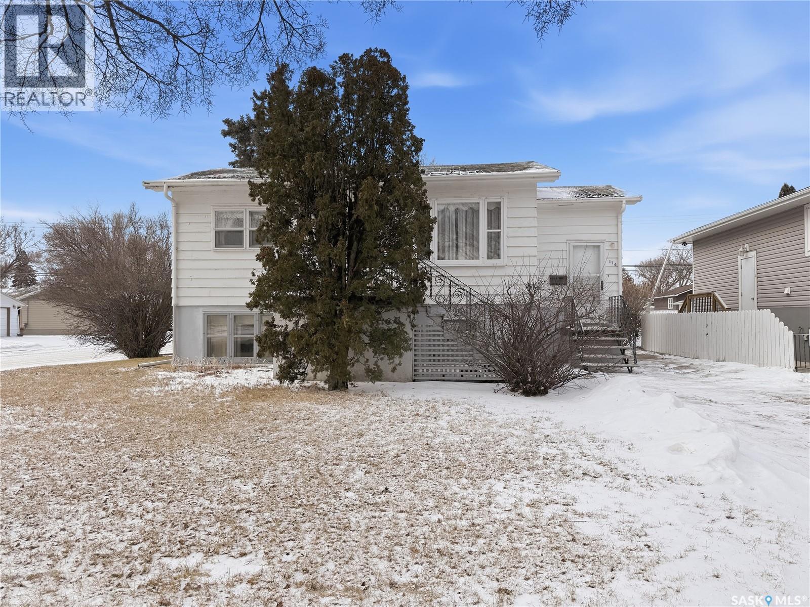 176 2nd Avenue Se, Swift Current, Saskatchewan  S9H 3H9 - Photo 32 - SK029127