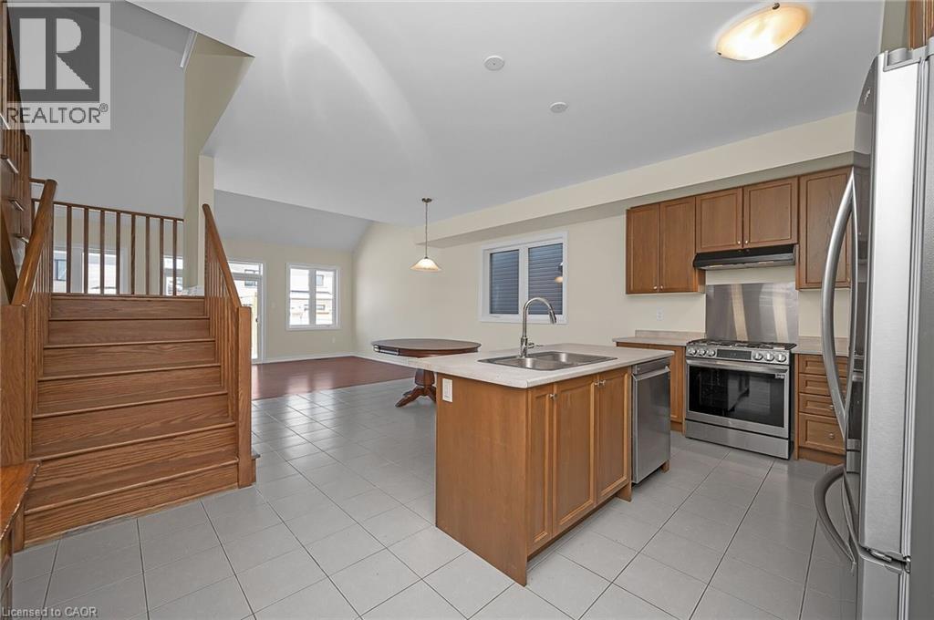 11 Frontier Drive, Thorold, Ontario  L2V 0K3 - Photo 12 - 40786838