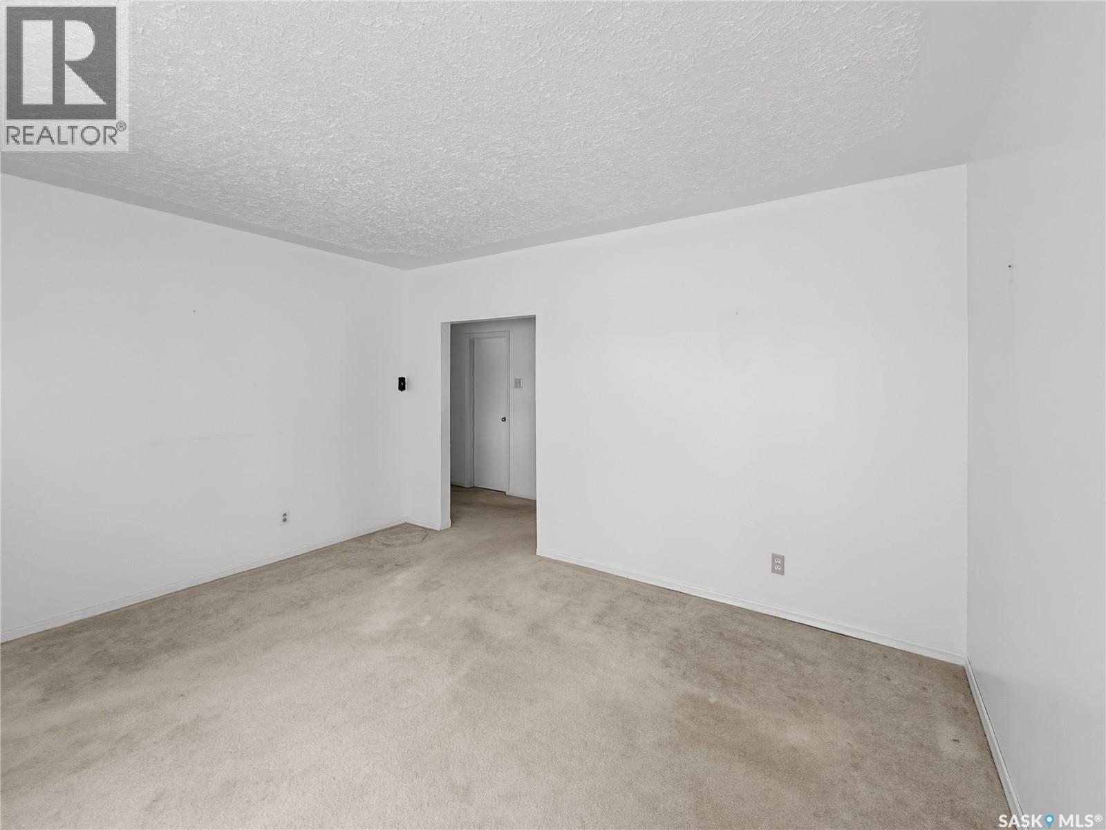 176 2nd Avenue Se, Swift Current, Saskatchewan  S9H 3H9 - Photo 9 - SK029127