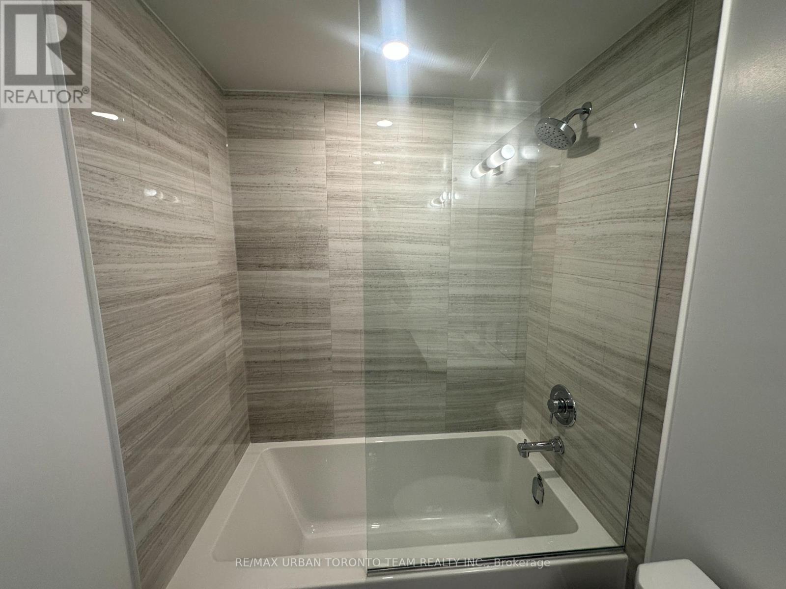 606 - 180 Front Street E, Toronto, Ontario  M5A 0K9 - Photo 9 - C12820622