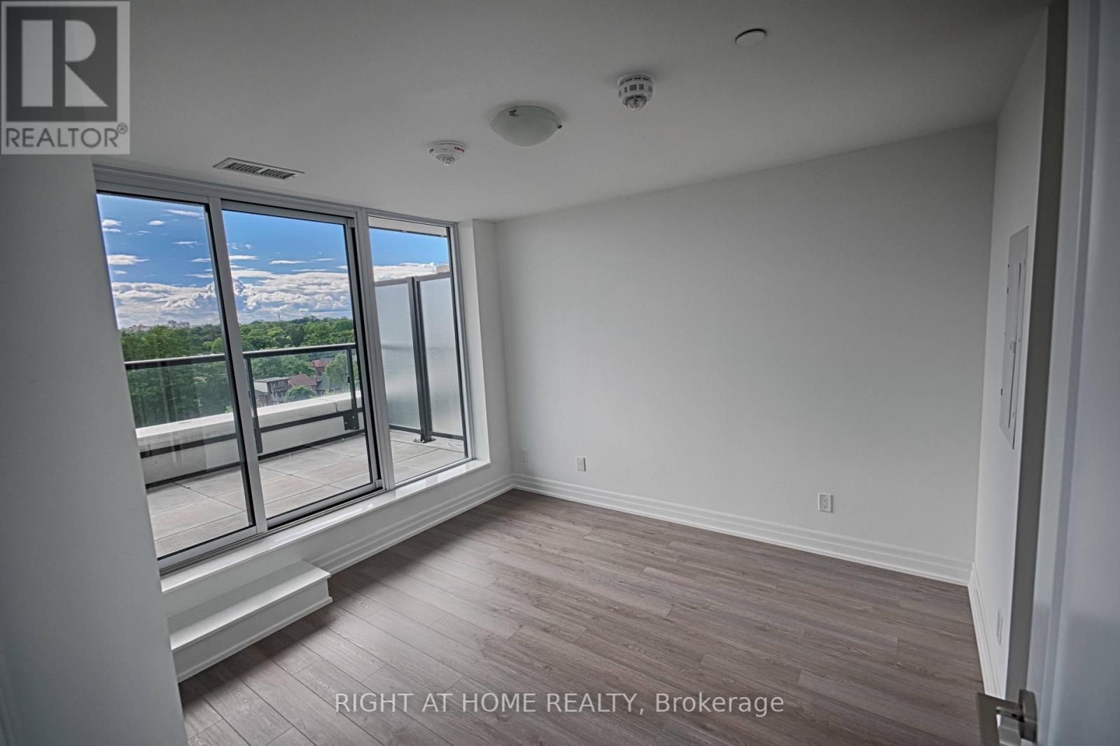 714 - 1 Belsize Drive, Toronto, Ontario  M4S 0B9 - Photo 7 - C12820702