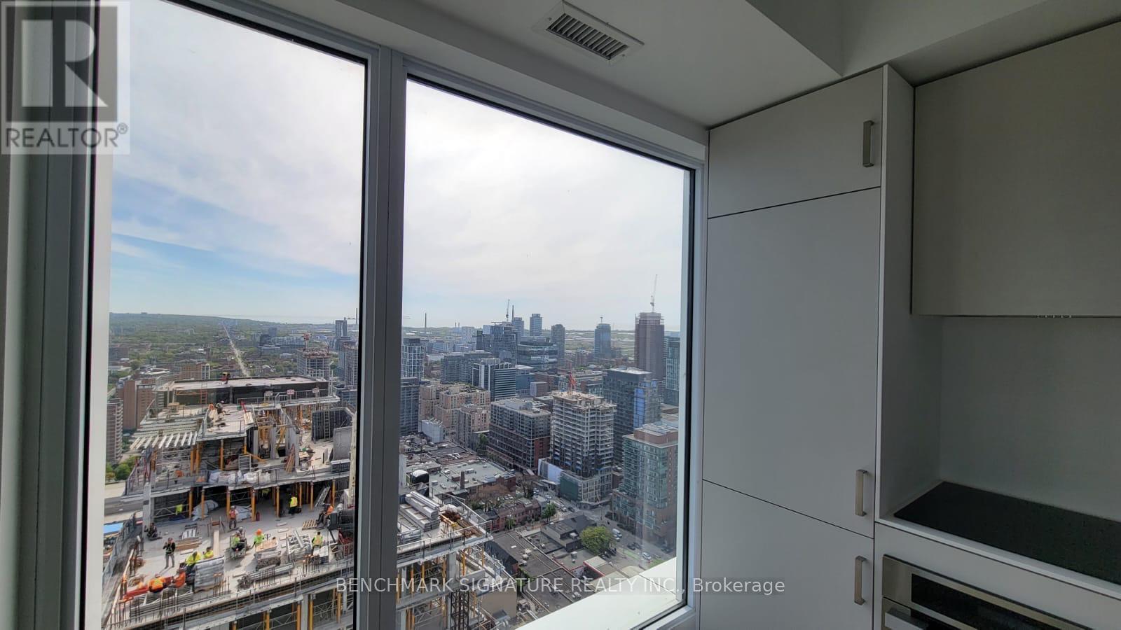 5002 - 88 Queen Street E, Toronto (Church-Yonge Corridor), Ontario  M5C 0B6 - Photo 9 - C12820710