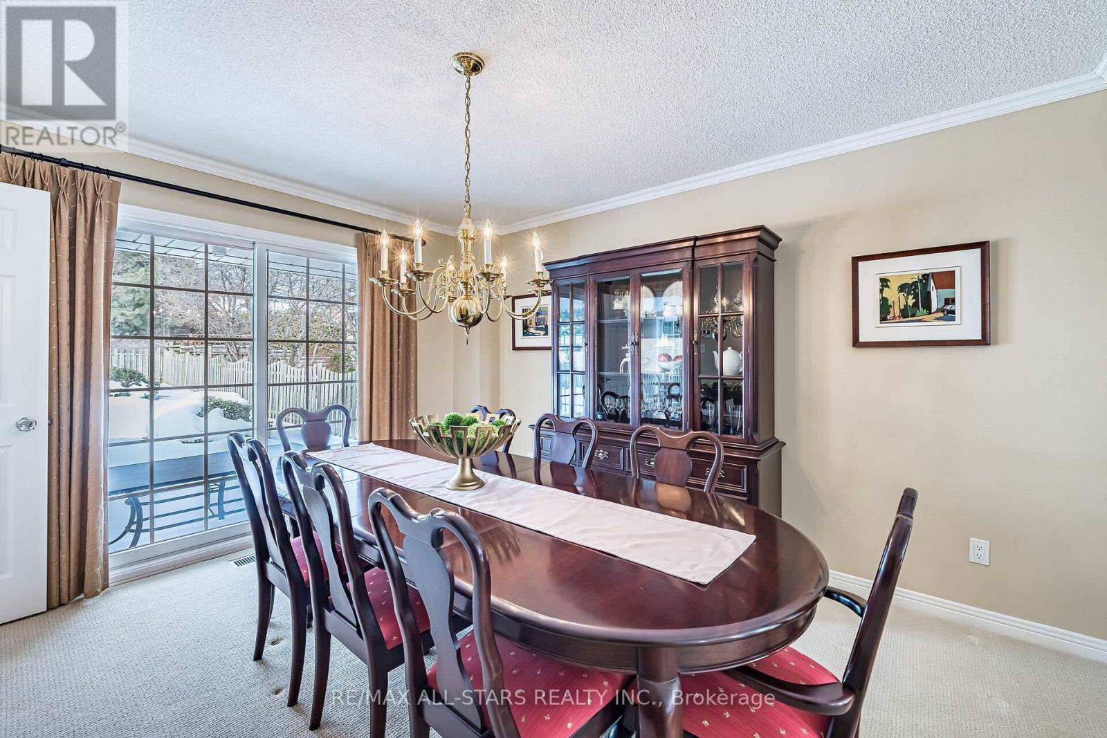 24 Ferndell Circle, Markham, Ontario  L3R 3Y8 - Photo 11 - N12820528