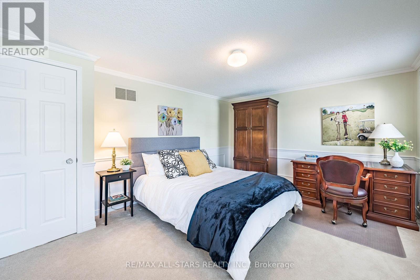 24 Ferndell Circle, Markham, Ontario  L3R 3Y8 - Photo 36 - N12820528