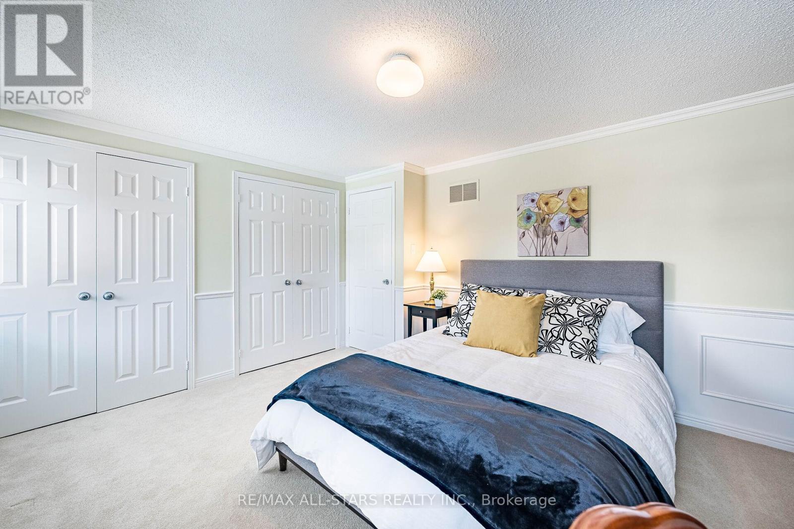 24 Ferndell Circle, Markham, Ontario  L3R 3Y8 - Photo 37 - N12820528