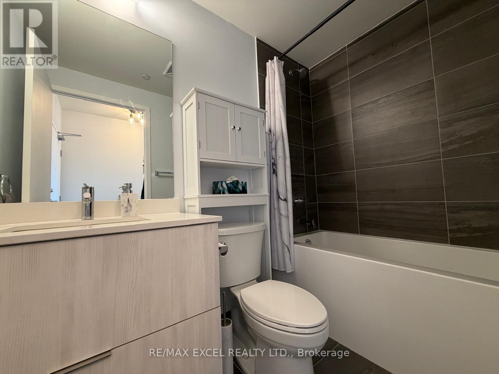 407 - 6 David Eyer Road E, Richmond Hill, Ontario  L4S 0N5 - Photo 10 - N12820530