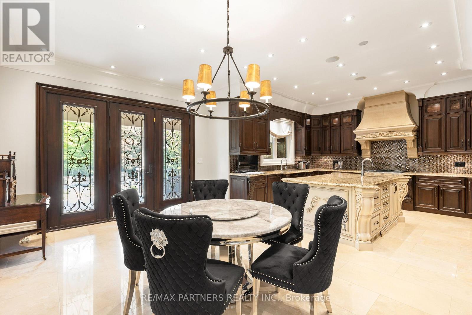 68 Maple Grove Avenue, Richmond Hill, Ontario  L4E 2X2 - Photo 13 - N12820584