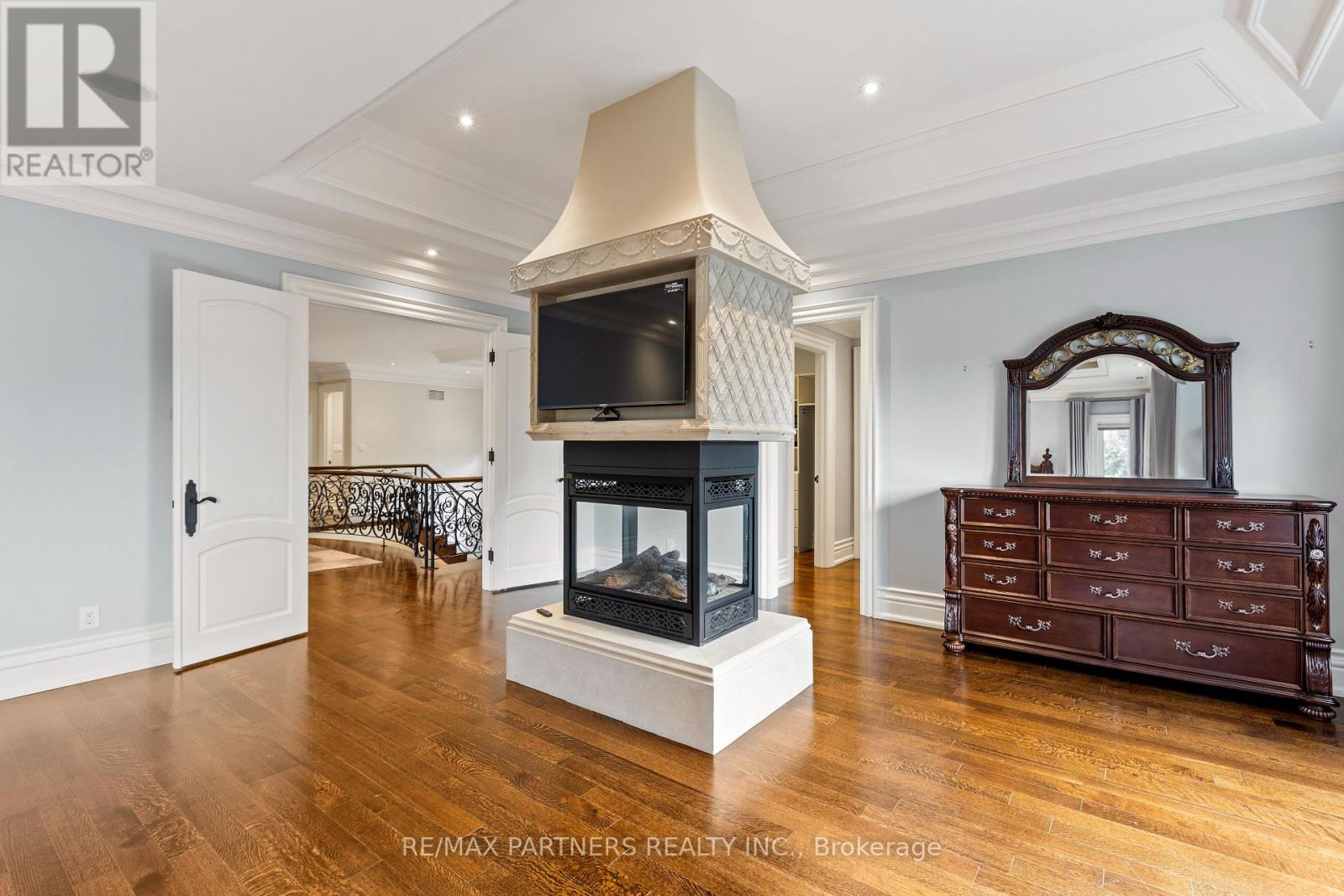 68 Maple Grove Avenue, Richmond Hill, Ontario  L4E 2X2 - Photo 32 - N12820584