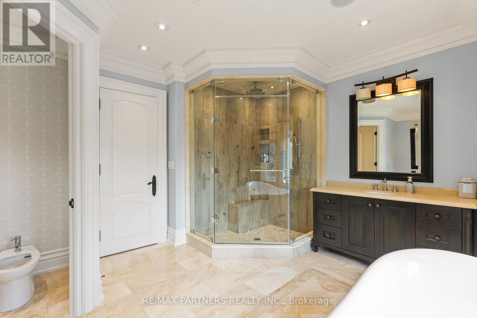 68 Maple Grove Avenue, Richmond Hill, Ontario  L4E 2X2 - Photo 35 - N12820584