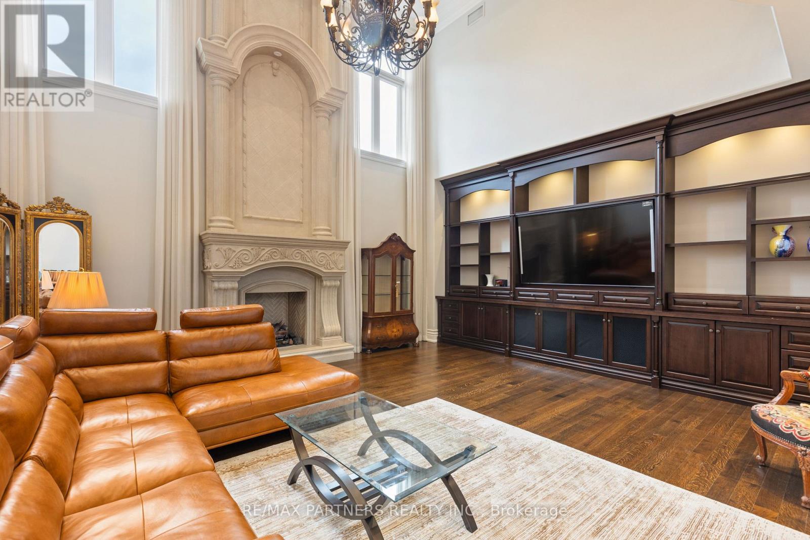 68 Maple Grove Avenue, Richmond Hill, Ontario  L4E 2X2 - Photo 7 - N12820584