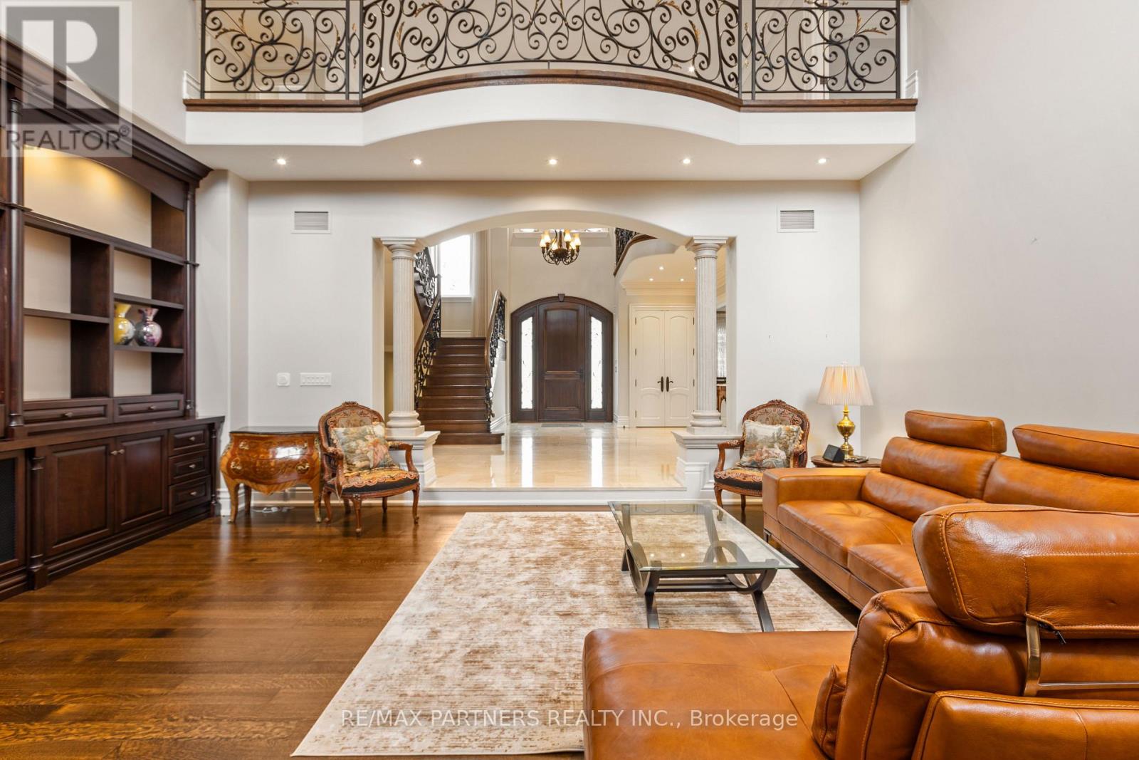 68 Maple Grove Avenue, Richmond Hill, Ontario  L4E 2X2 - Photo 8 - N12820584