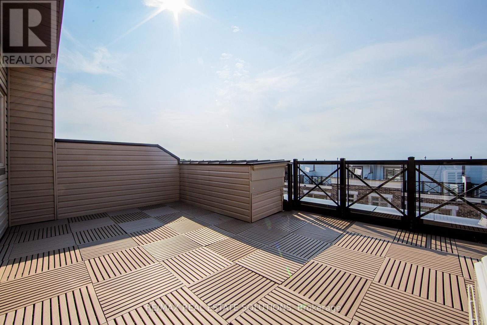 512 - 30 Dunsheath Way, Markham, Ontario  L6B 1N3 - Photo 23 - N12820592