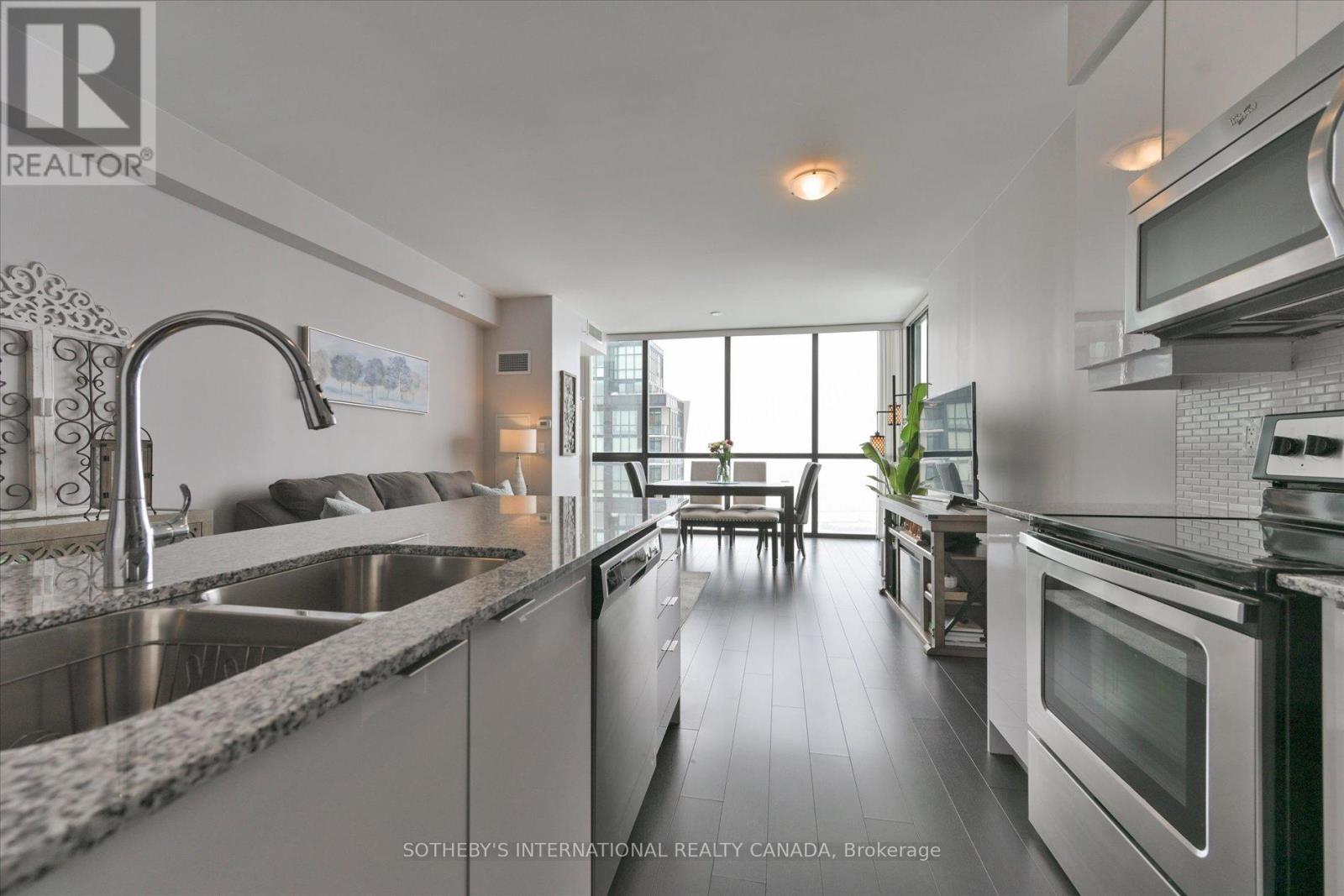 3401 - 2910 Highway 7, Vaughan, Ontario  L4K 0H8 - Photo 11 - N12820700