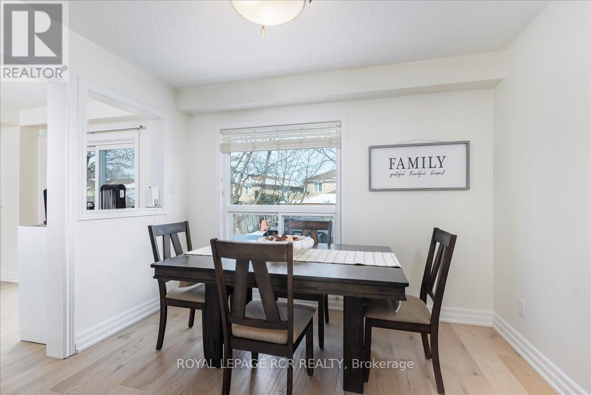 56 Noble Drive, Bradford West Gwillimbury, Ontario  L3Z 3A8 - Photo 11 - N12820706