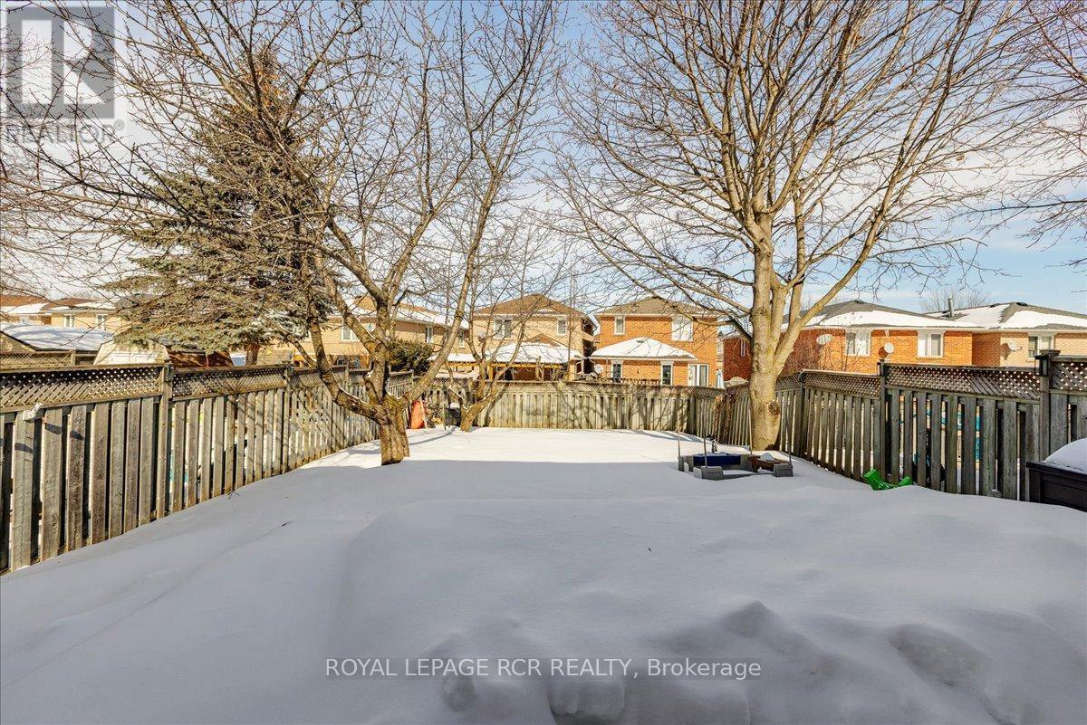 56 Noble Drive, Bradford West Gwillimbury, Ontario  L3Z 3A8 - Photo 26 - N12820706