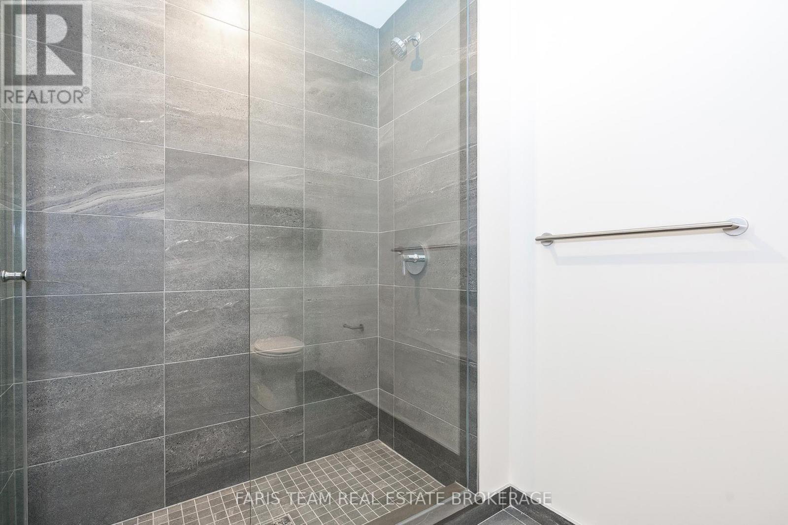 3301 - 39 Mary Street, Barrie, Ontario  L4N 1S9 - Photo 18 - S12820540