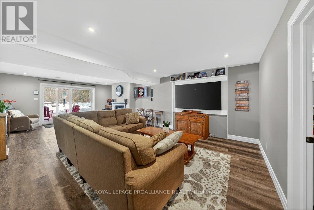 21 Brookfield Crescent, Quinte West, Ontario  K8V 0H9 - Photo 24 - X12815906