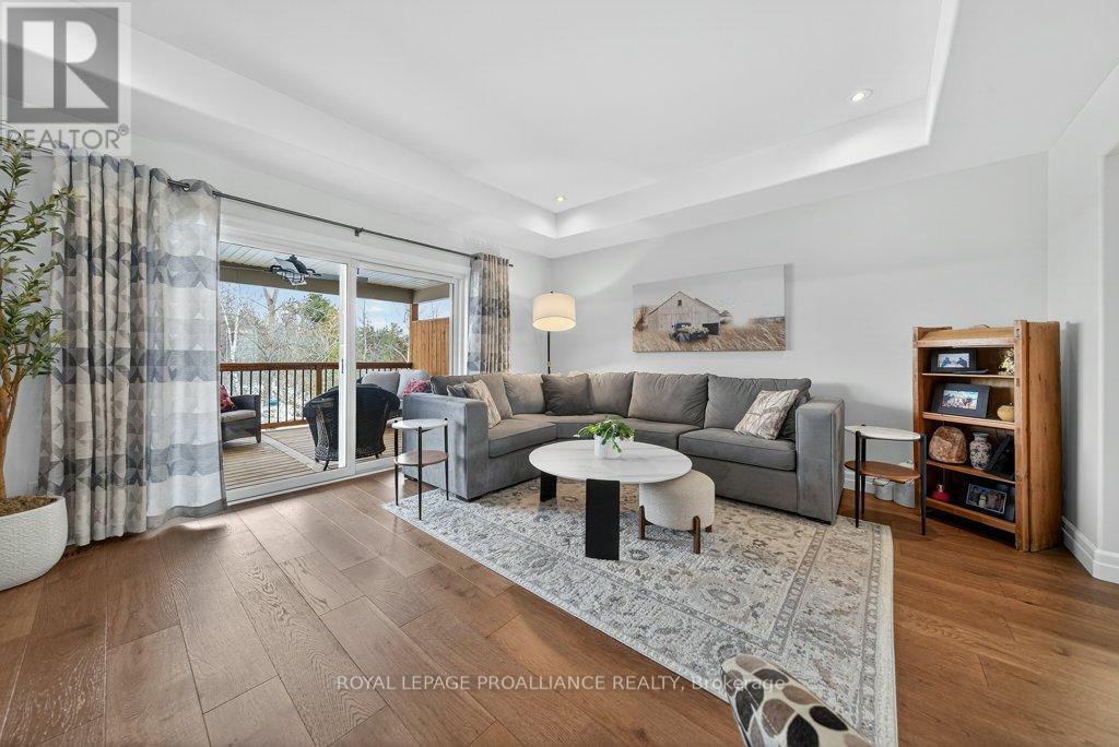 21 Brookfield Crescent, Quinte West, Ontario  K8V 0H9 - Photo 17 - X12815906