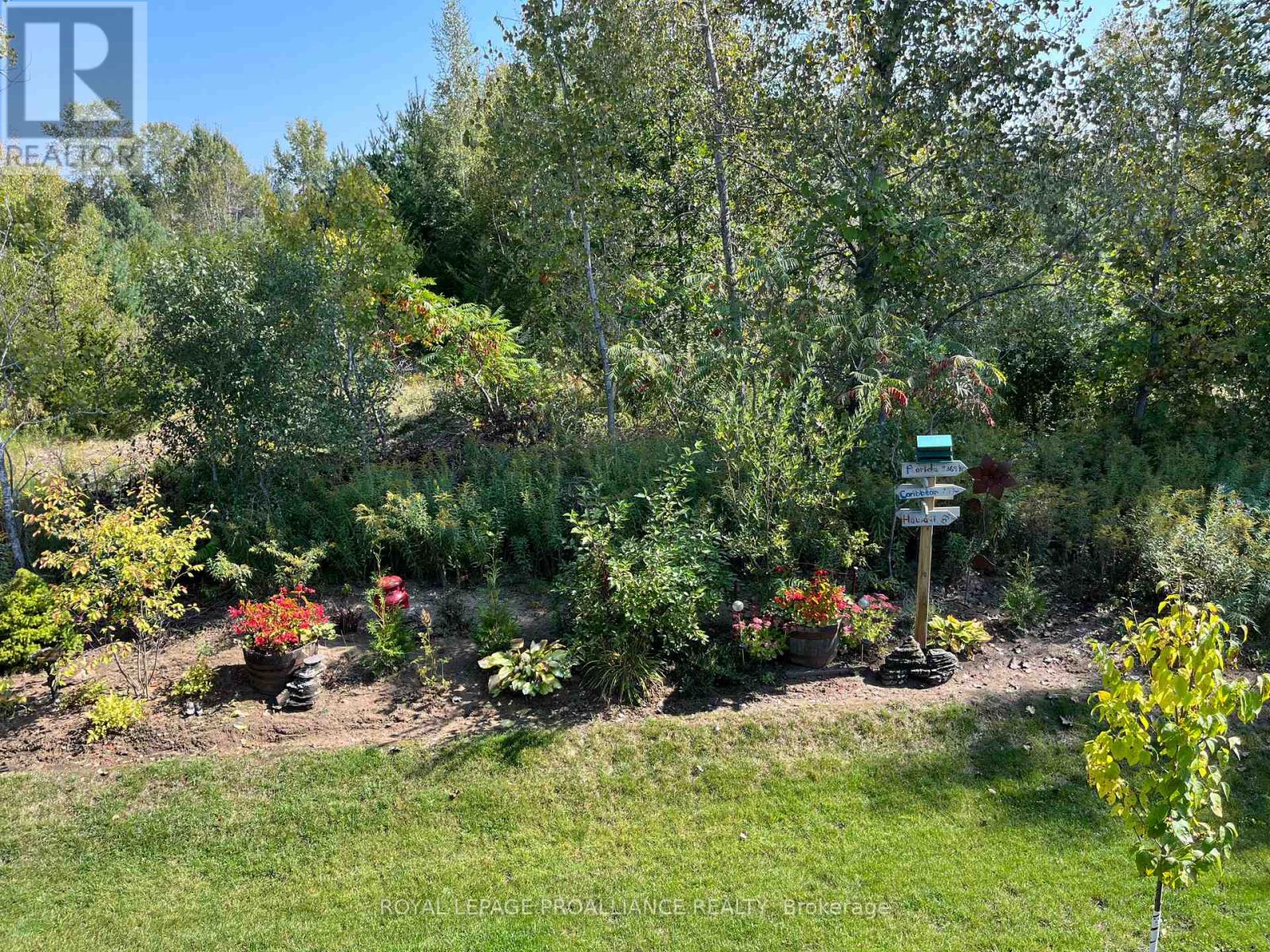 21 Brookfield Crescent, Quinte West, Ontario  K8V 0H9 - Photo 6 - X12815906