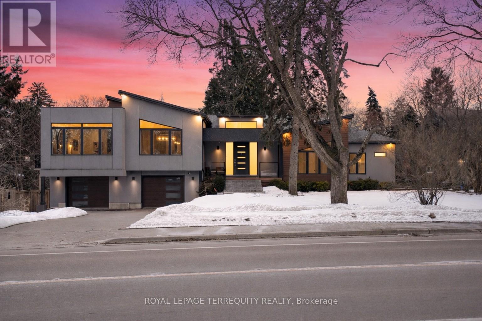 716 NORTH SHORE BOULEVARD E, Burlington, Ontario