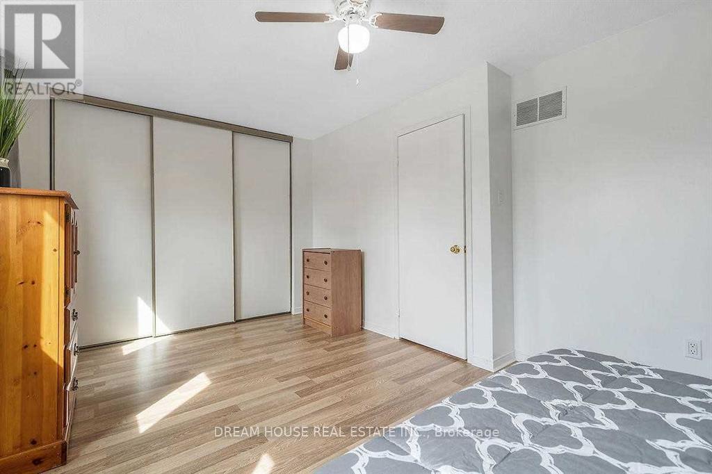 47 Rushmore Crescent, Brampton, Ontario  L6Z 1R1 - Photo 21 - W12820640