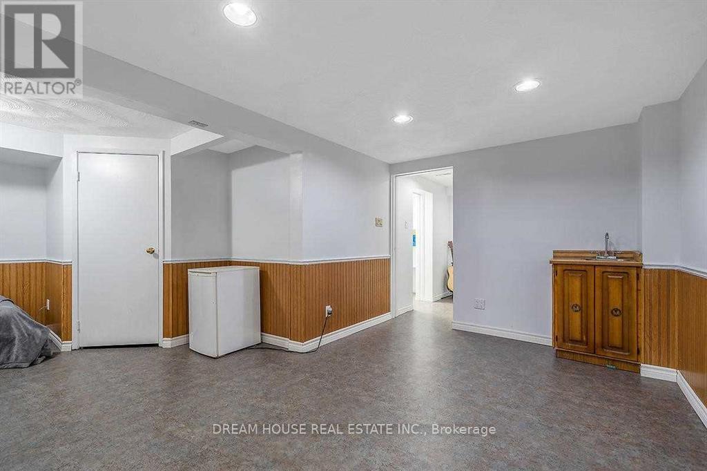 47 Rushmore Crescent, Brampton, Ontario  L6Z 1R1 - Photo 26 - W12820640