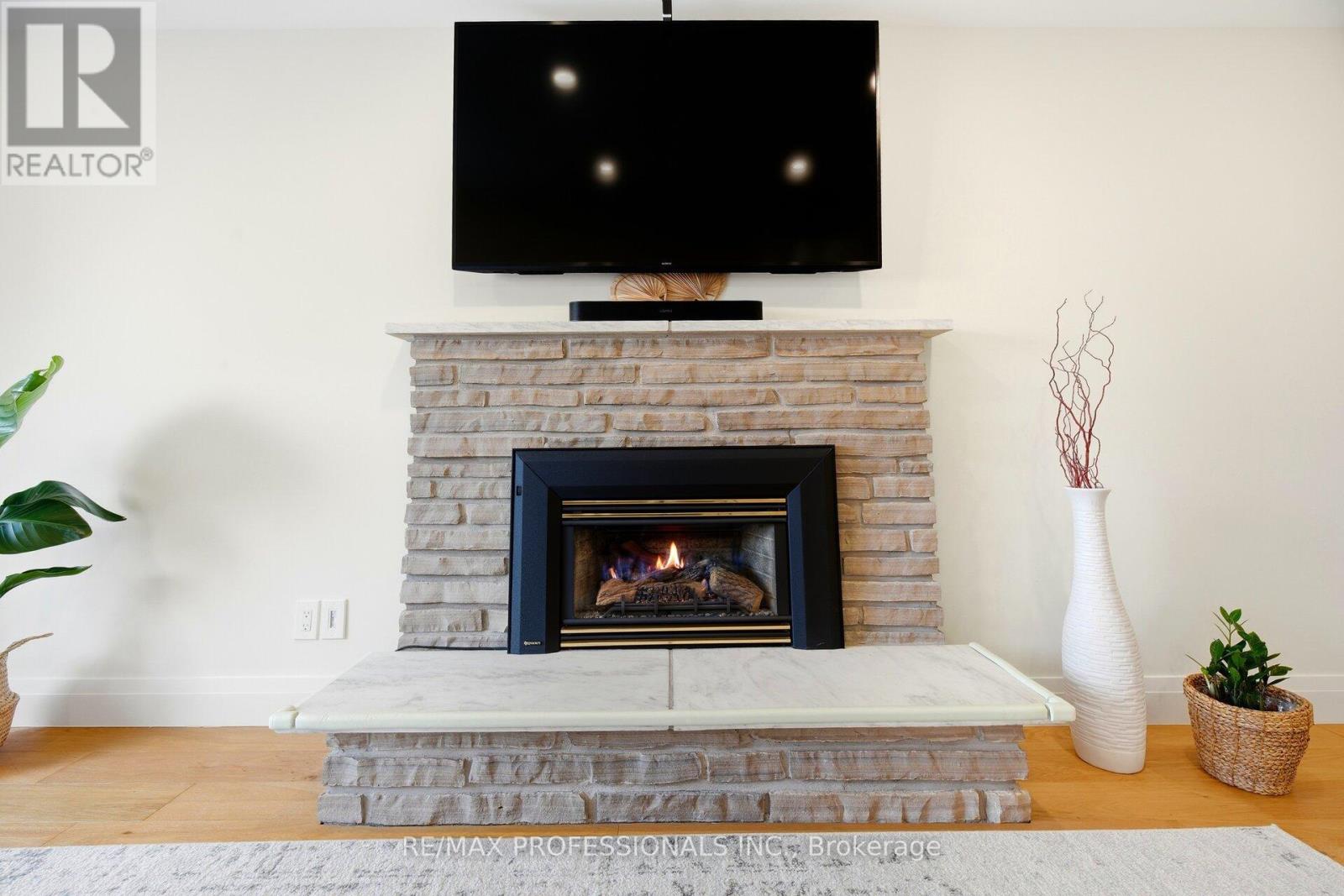 50 Trotters Lane, Brampton, Ontario  L6Y 1B6 - Photo 23 - W12820656