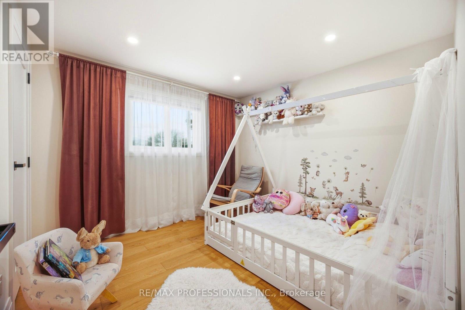 50 Trotters Lane, Brampton, Ontario  L6Y 1B6 - Photo 37 - W12820656