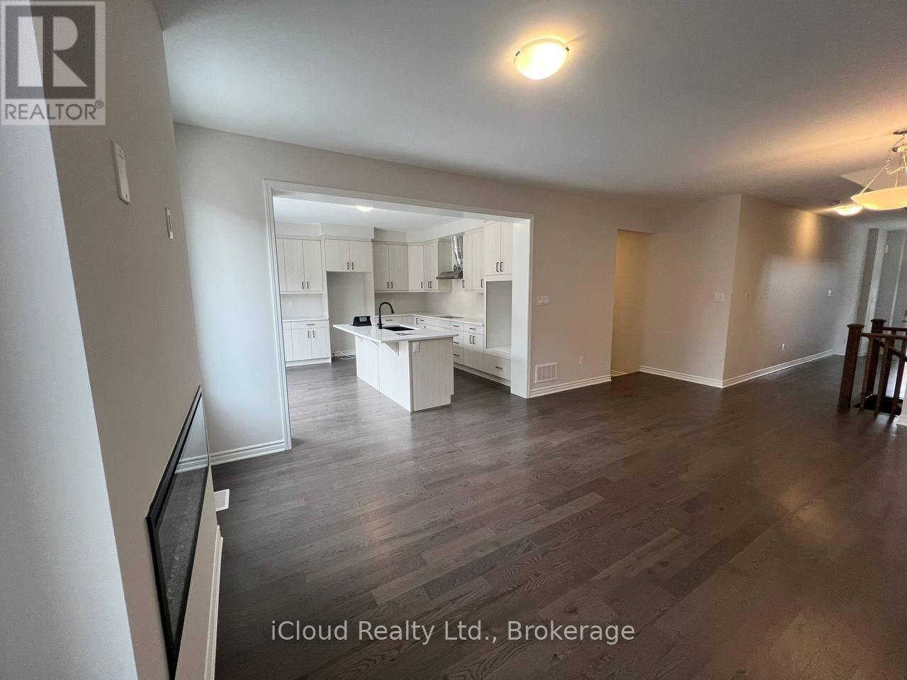 Upper - 1407 Hearns Place, Milton, Ontario  L9E 2J7 - Photo 4 - W12820714