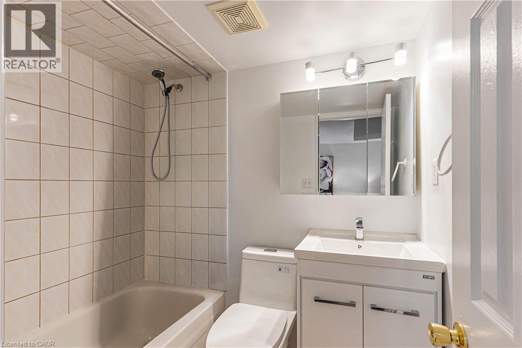 2831 Westbury Court, Mississauga, Ontario  L5M 6B4 - Photo 37 - 40806809