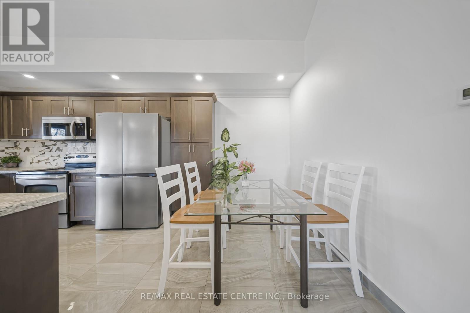 118 Cope Street, Hamilton, Ontario  L8H 5B4 - Photo 12 - X12820522