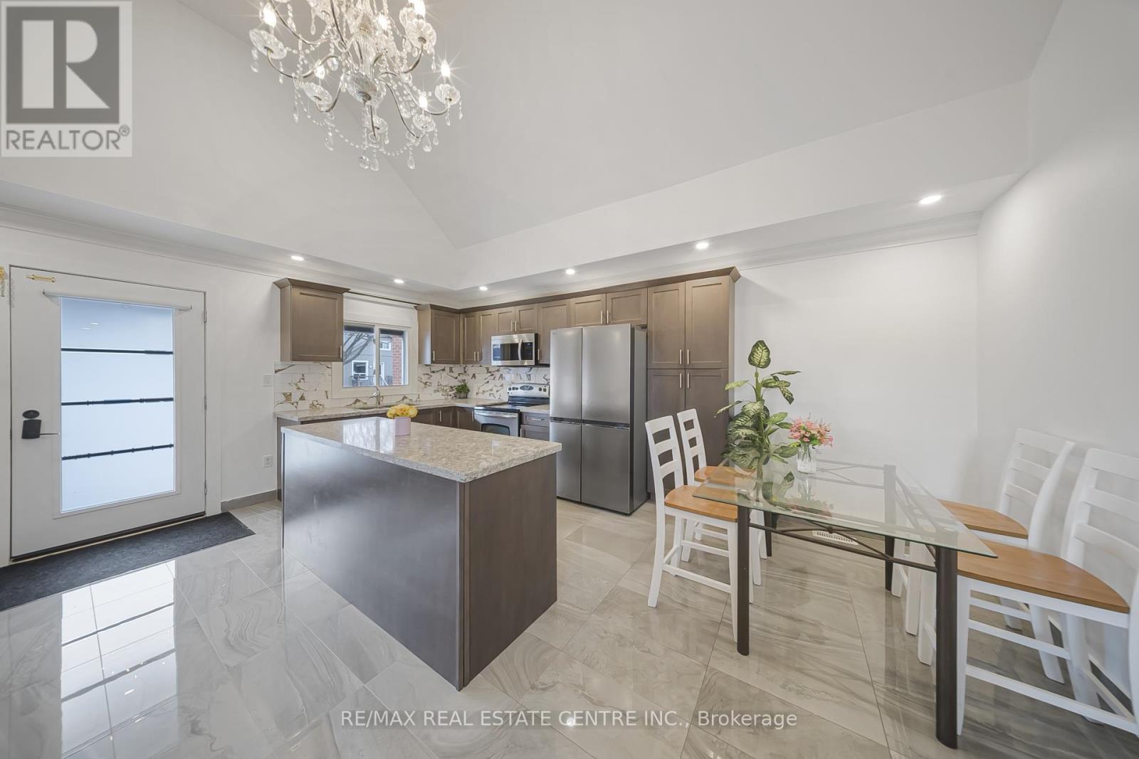 118 Cope Street, Hamilton, Ontario  L8H 5B4 - Photo 13 - X12820522