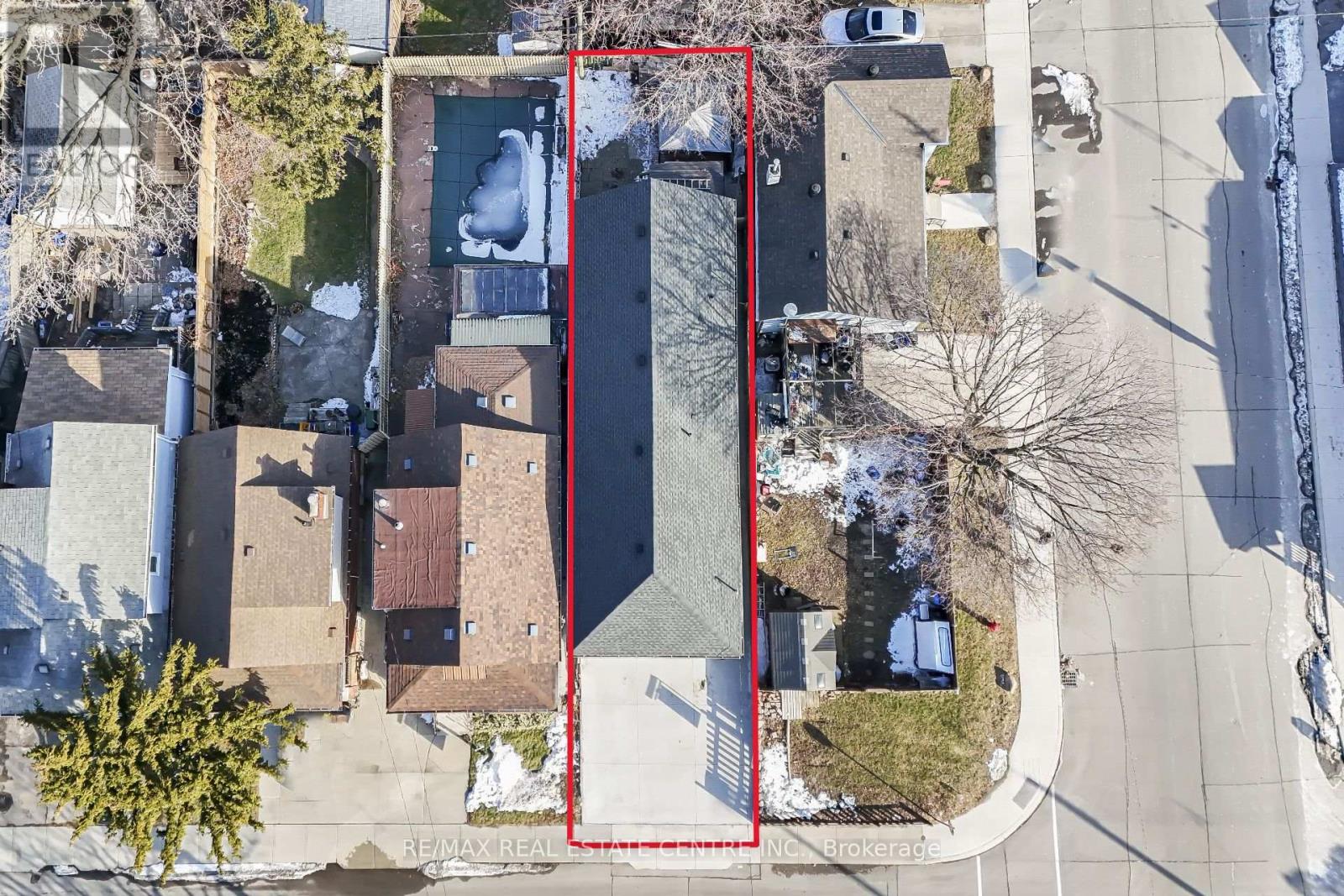 118 Cope Street, Hamilton, Ontario  L8H 5B4 - Photo 2 - X12820522