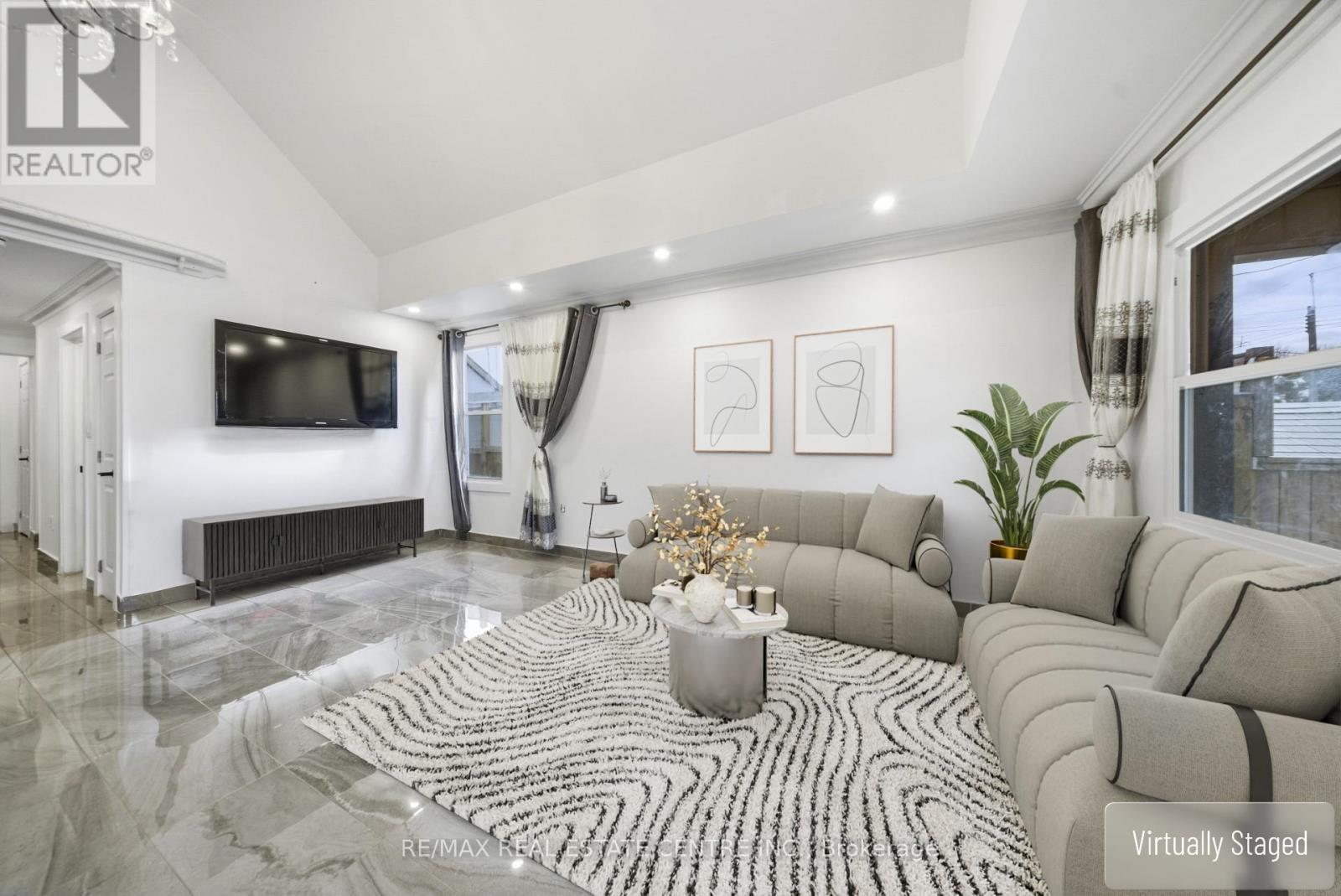 118 Cope Street, Hamilton, Ontario  L8H 5B4 - Photo 4 - X12820522