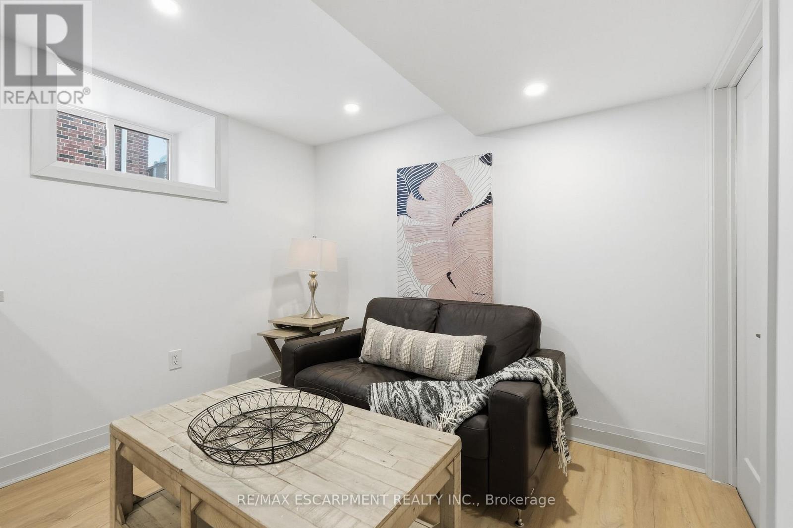 286 East 18th Street, Hamilton, Ontario  L9A 4P6 - Photo 37 - X12820590