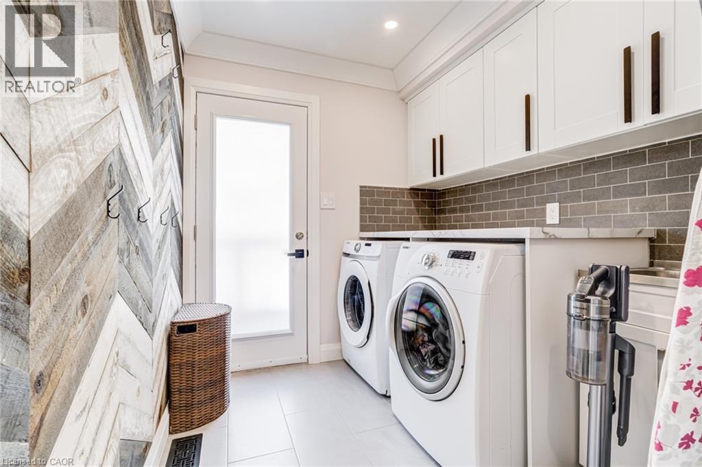 1320 Monmouth Drive, Burlington, Ontario  L7P 3J6 - Photo 18 - 40805468