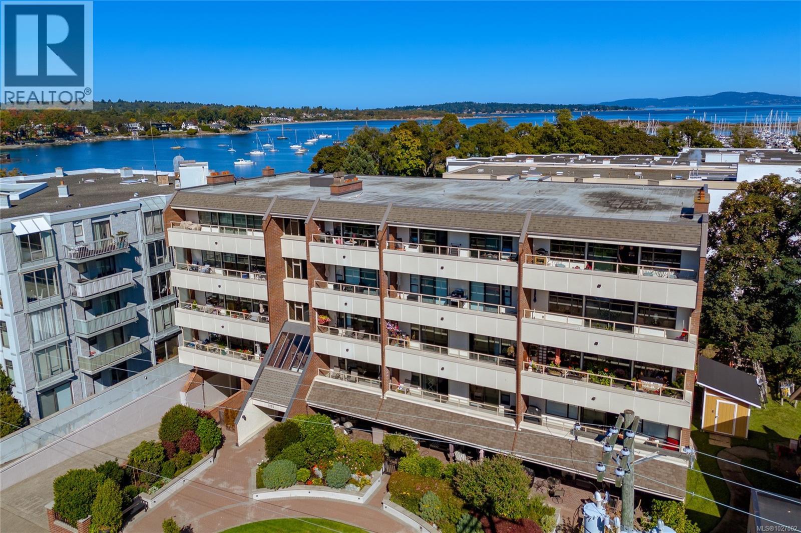 503 1175 Newport Ave, Oak Bay, British Columbia