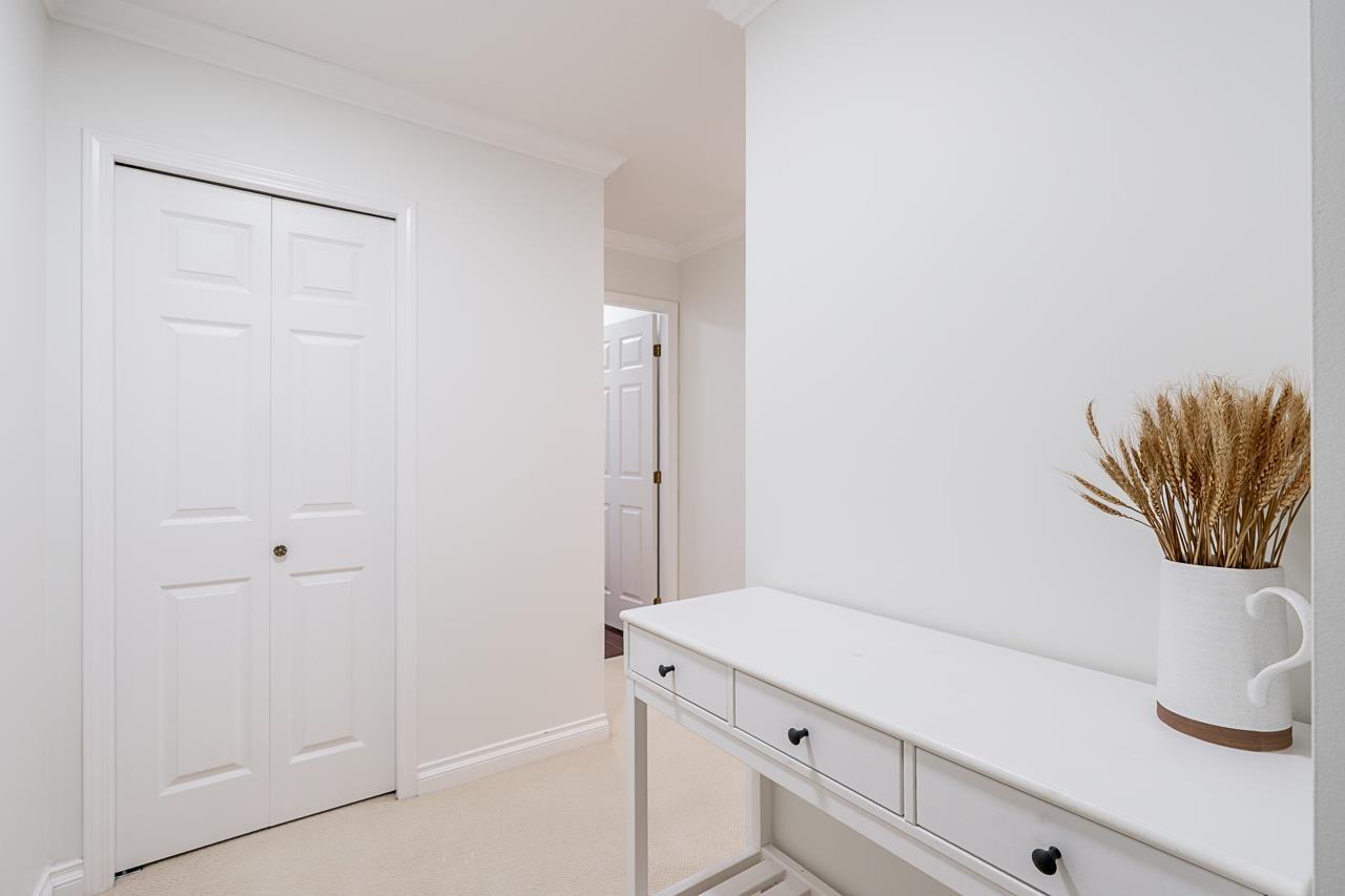 30 3380 Gladwin Road, Abbotsford, British Columbia V2S 7G1 - Photo 5 - R3093546