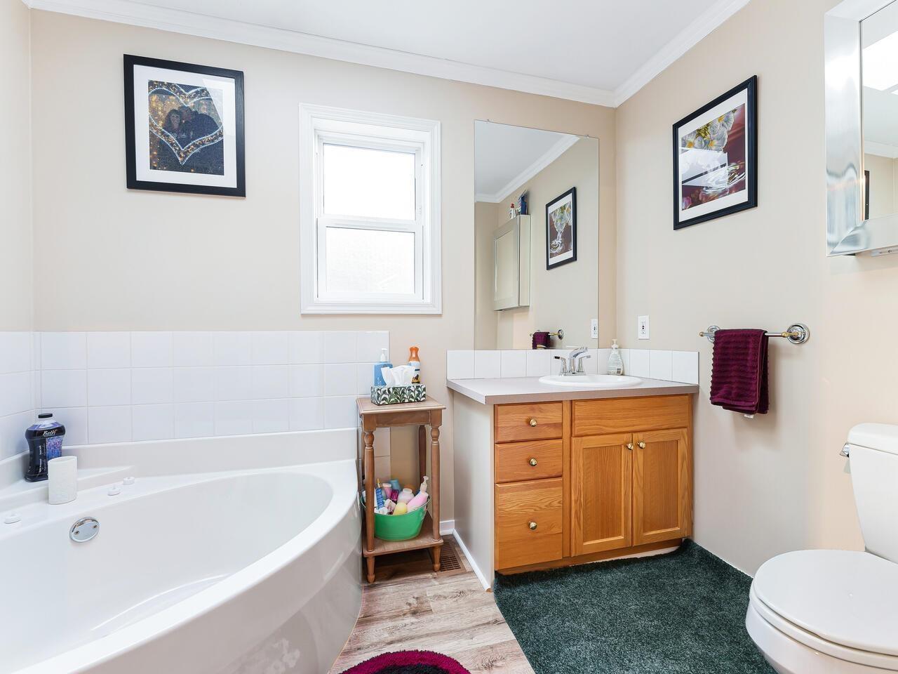 9 1840 160 Street, Surrey, British Columbia  V4A 4X4 - Photo 9 - R3093225